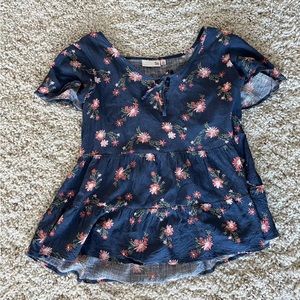 blue flower blouse! Size: S